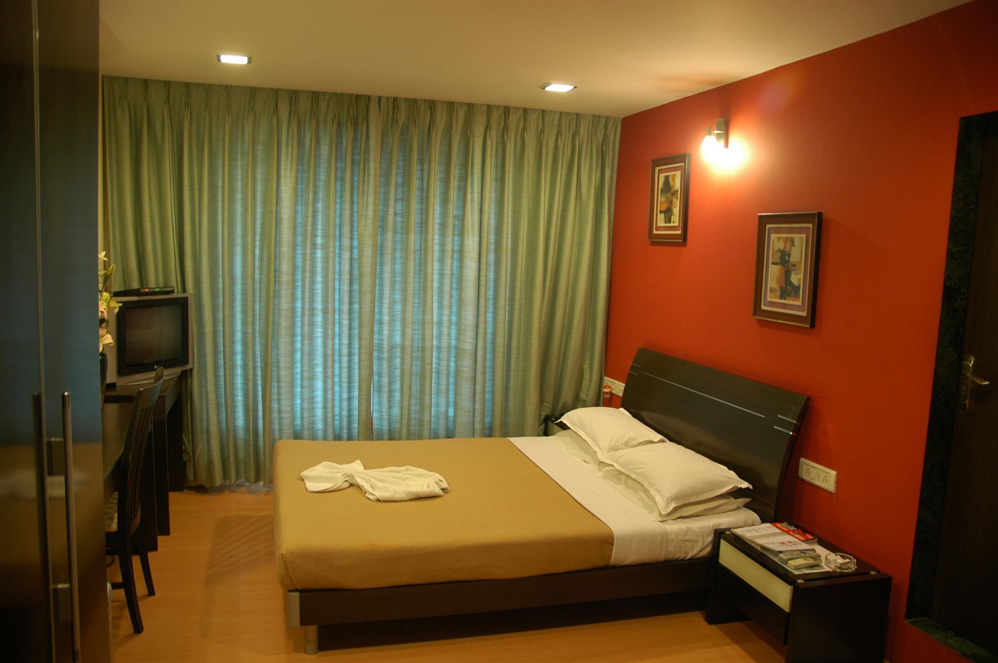 Hotel Orritel West Mumbai Eksteriør bilde